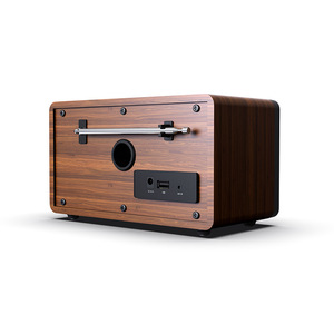 Radio Portátil Multifuncional Vintage de Madera Maciza con Altavoces, Linterna, Pantalla Digital, Compatible con Todos los Canales y Bandas - Product Image 2