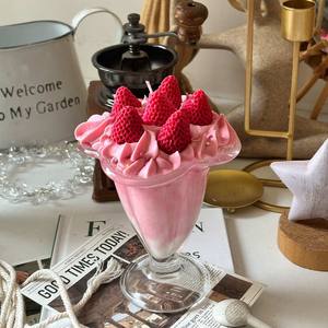 Bougie en <span class=keywords><strong>cire</strong></span> de soja aromathérapeutique à la vanille en forme de verre à whisky à volants Cadeau d'anniversaire et de Diwali Accessoire de photographie décoratif Fait à la main - Product Image 6