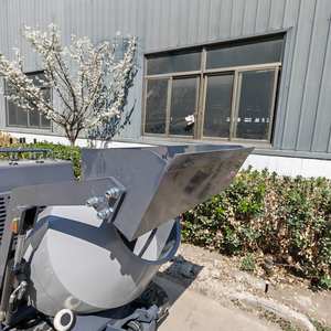 小型セメントトラックミキサークローラー移動式セルフコンクリートミキサー - Product Image 3