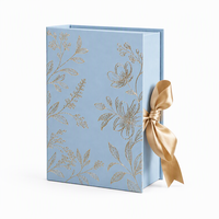 Boîte en papier magnétique rigide personnalisée, bleu clair, boîte d'emballage pour bijoux, boîte cadeau en carton rigide avec impression florale dorée