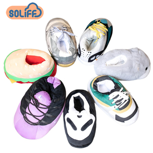 Scarpe da ginnastica in <span class=keywords><strong>peluche</strong></span> Unisex di taglia media all'ingrosso calde <span class=keywords><strong>pantofole</strong></span> da interno per <span class=keywords><strong>animali</strong></span>