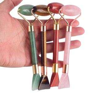 Authentique Jaspe Rouge Massage Du Visage à Double Tête avec <span class=keywords><strong>Gua</strong></span> <span class=keywords><strong>Sha</strong></span> Conseil <span class=keywords><strong>Jade</strong></span> Rouleau pour <span class=keywords><strong>le</strong></span> visage - Product Image 3