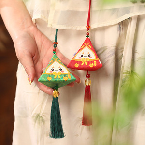 Dragon Boat Festival <b>Scented</b> <b>Sachets</b>, Hand-woven Rush Grass Rice Dumplings, Mugwort Mosquito Repellents, Children's Car Pendants - Product Image 3