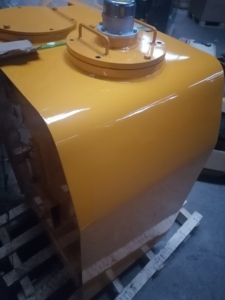 Réservoir d'huile hydraulique compatible avec les excavatrices Liugong 950 et 952 pour un ensemble complet de pièces de machines de construction - Product Image 3