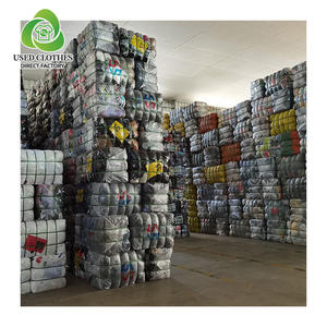 2022 stock nouveaux modèles mixtes d'occasion pour femmes emballage d'origine créateur de mode d'été vente en gros robe en gros - Product Image 1