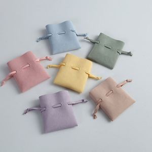 Pochette en microfibre avec cordon de serrage pour lunettes, lunettes de soleil, bijoux, en suède, avec logo personnalisé, étui en microfibre - Product Image 6