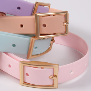 Vente en gros de laisses de luxe durables réglables en <span class=keywords><strong>caoutchouc</strong></span> avec revêtement en PVC et collier de <span class=keywords><strong>chien</strong></span> étanche de couleur personnalisée - Product Image 4