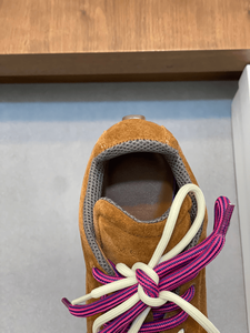 รองเท้าผ้าใบลำลองผู้หญิงแบบผูกเชือกสีตัดกัน รุ่น Alexander - Product Image 4