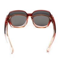 Lunettes de soleil polarisées à clipser pour femmes, compatibles avec les lunettes de vue, monture intégrale élégante en TR90, protection UV400 pour l'extérieur