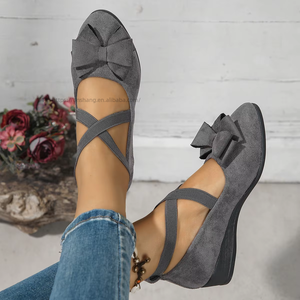 Chaussures plates compensées en daim pour femme, style européen et américain, avec nœud et brides croisées, collection automne, vente en gros - Product Image 6