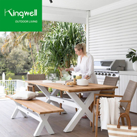 Ensemble de salle à manger moderne bohème pour l'extérieur Table en bois de teck Chaise en rotin pour cour Ensemble de chaises confortables pour bistro