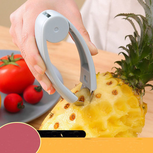 Clip à ananas en acier inoxydable et ABS, outil de cuisine multifonctionnel pour retirer les pépins et les tiges des fruits, pour ananas et fraises - Product Image 1