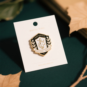 Insignias de Esmalte Suave que Brillan en la Oscuridad con Pin de Seguridad para Regalos en Eventos Nocturnos - Product Image 1