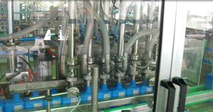 <span class=keywords><strong>GZM</strong></span>-Machine de remplissage et de scellage automatique personnalisée 10L en plastique/baril - Product Image 3