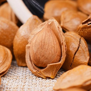 Amandes décortiquées de haute qualité certifiées ISO, petites, blanches, grandes, spécialités, fruits secs, noix grillées, snacks pelés à la main, nouvellement ouvertes - Product Image 5