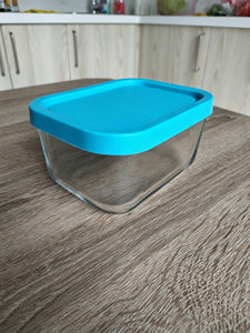 Tigela Retangular de Vidro para Alimentos com Tampa de Plástico Azul de Grau Alimentício, Ideal para Frutas e Saladas, Armazenamento na Cozinha, Volta às Aulas - Product Image 6