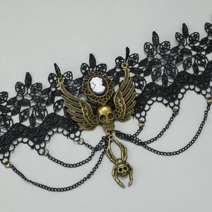 قلادة ربط سلسلة من الدانتيل القوطية الداكنة للنساء قلادة الجمجمة المجوفة قلادة للحفلات القابلة للتكديس - Product Image 2