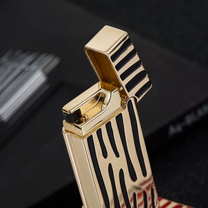 Design unique à rayures zébrées meilleur cadeau allume-gaz en métal allume-cigare marques <span class=keywords><strong>de</strong></span> <span class=keywords><strong>briquet</strong></span> <span class=keywords><strong>de</strong></span> luxe <span class=keywords><strong>de</strong></span> luxe - Product Image 5