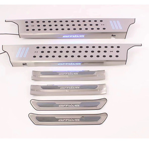 Estribos de Aluminio Personalizados para el Interior del <span class=keywords><strong>Carnival</strong></span> de Cuarta Generación <span class=keywords><strong>2022</strong></span>, Modelo Wenzhou 26214263, Modificación Exclusiva - Product Image 4