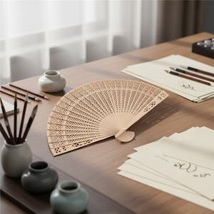 Abanico de Mano Plegable de Bambú Grabado Personalizado con Logotipo, Abanico Portátil de Madera para Actividades Empresariales - Product Image 5