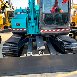 Excavatrice d'occasion KOBELCO SK75 pour espaces restreints Manoeuvrabilité compacte et excellente et commandes simples - Product Image 2
