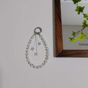 Sangles de téléphone portable haut de gamme, breloques pour téléphone, chaînes de téléphone, bracelets de téléphone perlés, sangles de poignet, porte-clés pour femmes, vente en gros - Product Image 4