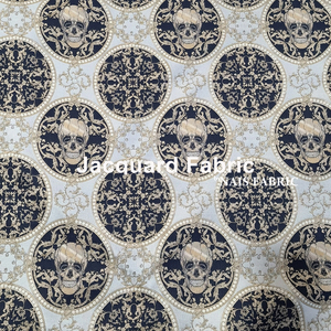Kain Brokat Jacquard Tengkorak Nais Custom New Fashion <span class=keywords><strong>Glitter</strong></span> Hitam Emas Perak 100% Poliester Berat Sedang untuk Aksesoris Gorden - Product Image 2