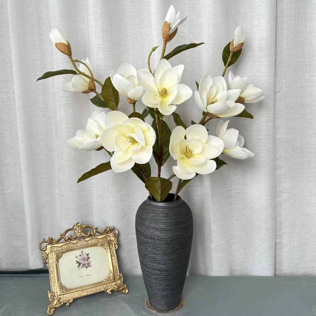 Preserved Magnolia Bouquet Artificial Flowers For Wedding Decoration