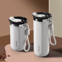 Vaso Térmico de Acero Inoxidable 304 de Doble Capa con Asa y Tapa, Capacidad de 20oz, Sistema de Elevación con Anillo para Exteriores, Taza de Café para Ciclismo