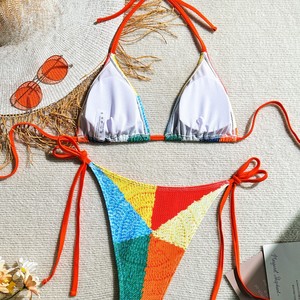 Nuevo bikini de tela con burbujas de estilo europeo y americano, sexy, con tiras múltiples, de color sólido, traje de baño de dos piezas para la playa. - Product Image 2