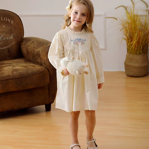 2025 alla moda vestito blu Navy da ragazza estate arcobaleno barca a vela ricamata maniche volanti all'ingrosso al ginocchio <span class=keywords><strong>abbigliamento</strong></span> per bambini vendita calda - Product Image 1