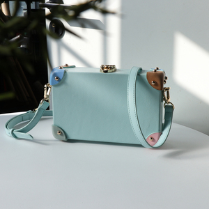 <span class=keywords><strong>Borsa</strong></span> a Mano in Vera Pelle per <span class=keywords><strong>Donna</strong></span>, Mini Organizer Stile Baule Vintage, <span class=keywords><strong>Borsa</strong></span> a Tracolla - Product Image 1