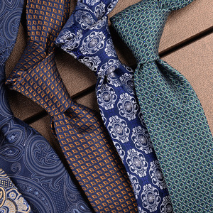 Cravates personnalisées en polyester à motifs floraux, tissus pour cravates, cravates à motifs Paisley pour hommes - Product Image 3