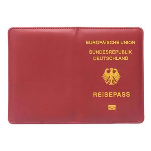Funda para Pasaporte de Diseño Personalizado en Cuero PU con Logotipo Estampado en Oro - Product Image 6