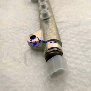 Neuf en stock 6271-71-1210 COMMON RAIL pour <span class=keywords><strong>Komatsu</strong></span> D31EX-22 PC130-8 <span class=keywords><strong>WA150</strong></span>-<span class=keywords><strong>6</strong></span> - Product Image 3