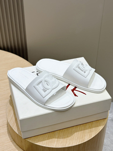 Sandales plates décontractées en cuir véritable pour femme, collection été 2026 – Tongs de créateur de haute qualité pour femmes - Product Image 6