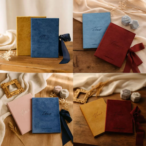 Livre <span class=keywords><strong>de</strong></span> Vœux <span class=keywords><strong>de</strong></span> Mariage en Velours Haut <span class=keywords><strong>de</strong></span> Gamme – Cadeau <span class=keywords><strong>de</strong></span> Luxe pour <span class=keywords><strong>les</strong></span> Mariés – Livrets <span class=keywords><strong>de</strong></span> Vœux Personnalisés pour Lui et Elle avec Détails du Mariage - Product Image 3