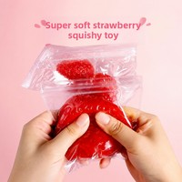 Jouet 3D anti-stress fait main en silicone souple et brillant en forme de grande fraise mignonne, de haute qualité, inspiré de Xiaohongshu