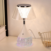 Nouveau style nuit rvb paillettes bouteille fond transparent rubik cube led lampe de bureau avec abat-jour en cristal