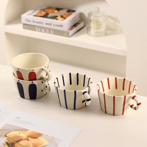 Taza de Cerámica Personalizable con Diseño Retro de Bloques de Color y Rayas, Taza de Café Irregular Hecha <span class=keywords><strong>a</strong></span> Mano, Estilo INS, Taza para Desayuno - Product Image 3