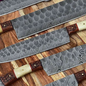 Juego de Cuchillos de Cocina Profesionales de Acero de Damasco de 5 Piezas de Primera Calidad, Mangos de Madera, Diseño Ambidiestro, Hoja Pulida, Sostenible - Product Image 3