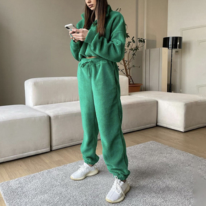 Survêtements personnalisés pour femmes Rhin Stone, ensembles de pantalons de survêtement et de sweats à capuche à manches longues délavés à l'acide/ - Product Image 2