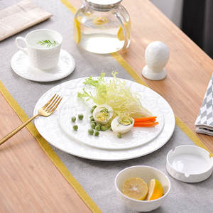 家居用品供应商瓷盘套装圣诞骨瓷充电盘优雅餐具套装餐饮白盘 - Product Image 3