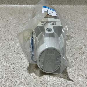 Válvula Reductora de Presión Original-SMC AR30-N03B-Z-A - Product Image 3