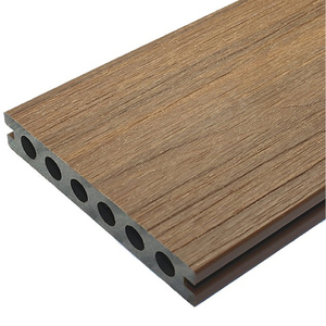 Tarima de Madera Plástica Compuesta, Resistente al Agua, al Fuego, a la Corrosión y Antideslizante, con Relieve 3D - Product Image 1