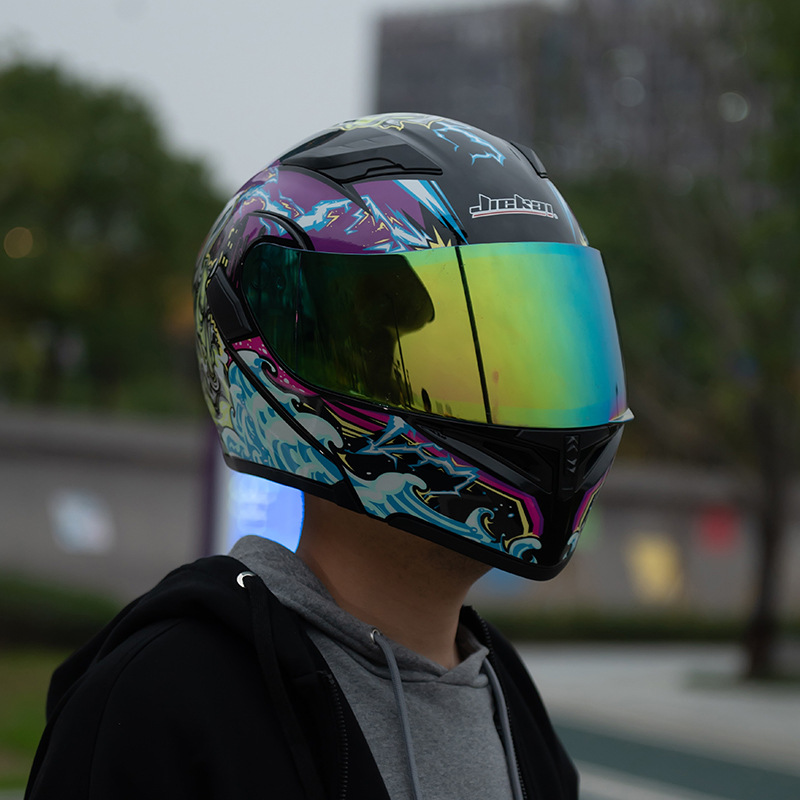 Patron de vache avec des miroirs colorés