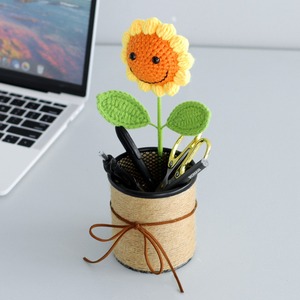 Portaplumas personalizado con diseño de girasol sonriente, flor de hilo, flor artificial, regalo para el Día del Maestro, adorno de girasol en maceta hecho a mano - Product Image 4