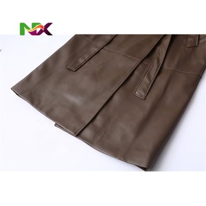 Cappotto Lungo Elegante da <span class=keywords><strong>Donna</strong></span> in Ecopelle con Doppio Petto e Bottoni Frontali, Traspirante ed Ecologico - Product Image 6