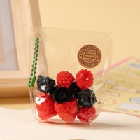 Jouets à presser Kawaii Mini Sac de Fruits, Super Doux en TPR, Banane et Kiwi Simulés, Porte-clés Pendentif Anti-stress pour Enfants