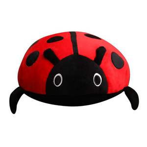 Vente en gros à bas <span class=keywords><strong>prix</strong></span>, oreiller en peluche <span class=keywords><strong>coccinelle</strong></span> doux 15cm ODM, personnage d'anime pour garçons, <span class=keywords><strong>sac</strong></span> amusant avec logo brodé - Product Image 2